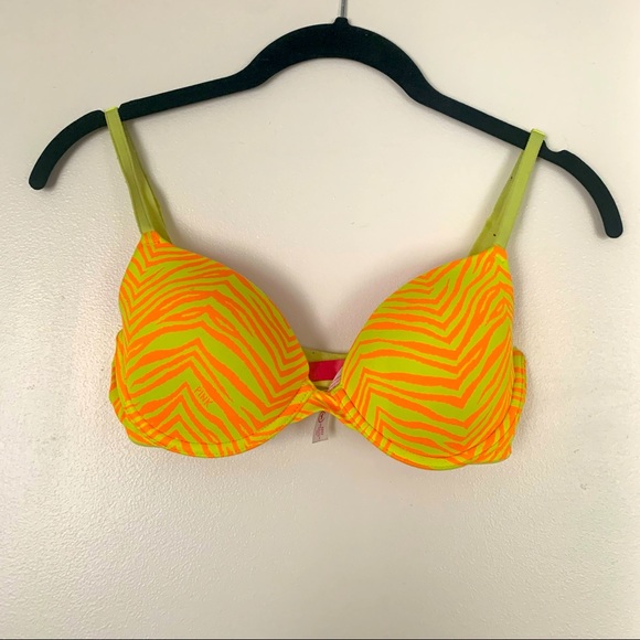 VS PINK 32C Bra - Picture 2 of 2